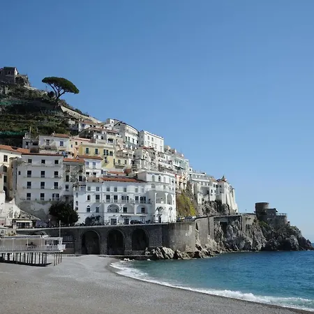 펜션 Campolillo House